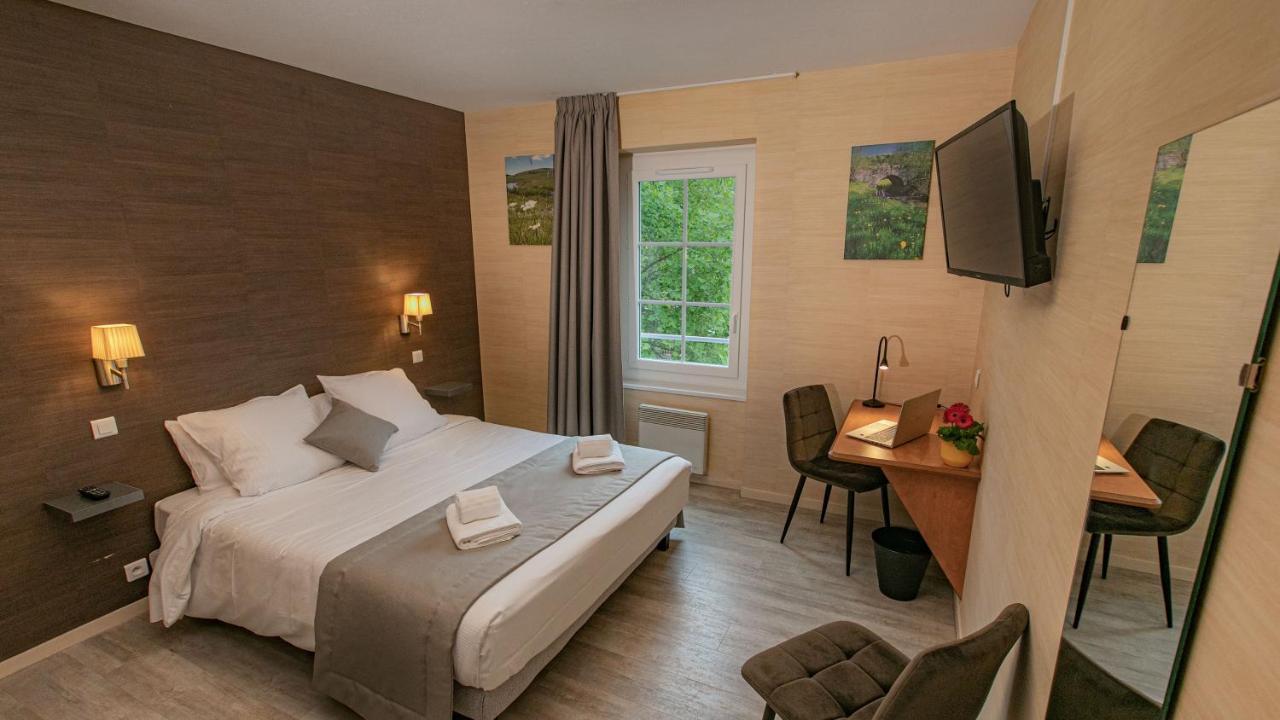 L'Hotel Des Bains - Salles-La-Source Ngoại thất bức ảnh