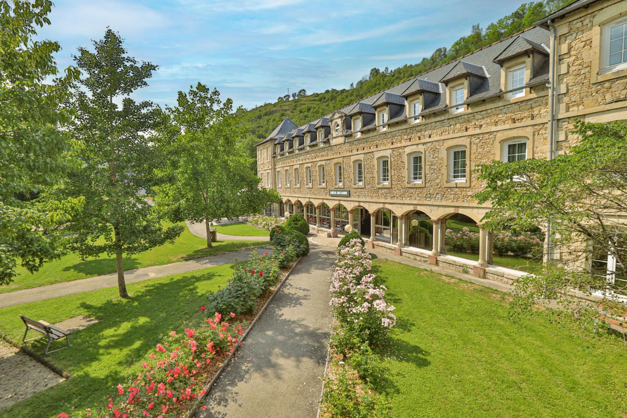 L'Hotel Des Bains - Salles-La-Source Ngoại thất bức ảnh